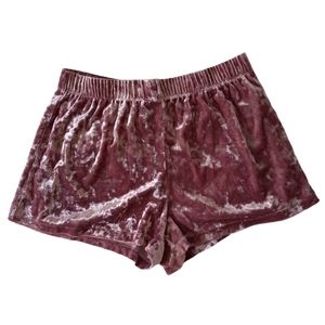 Velvet shorts forever 21 size M